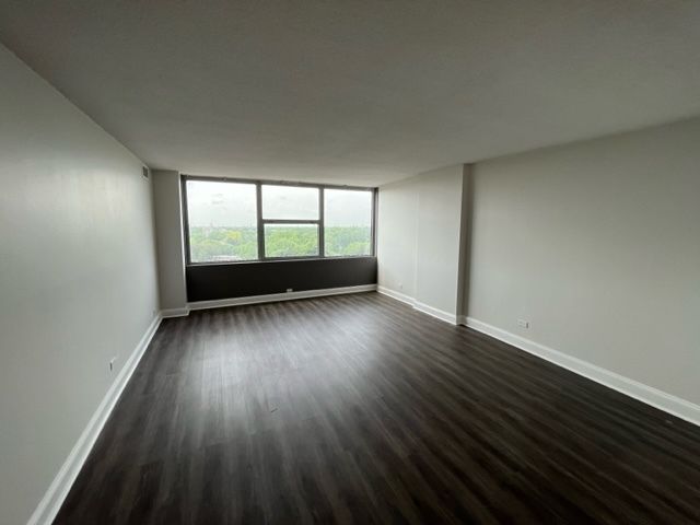 7234 W North Avenue 1109, Elmwood Park, IL 60707