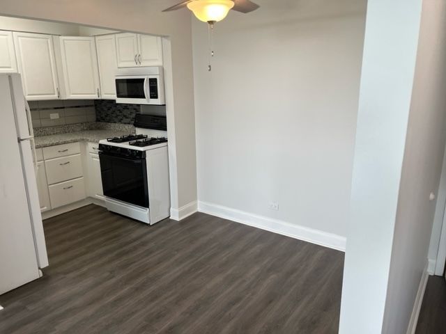 7234 W North Avenue 1109, Elmwood Park, IL 60707