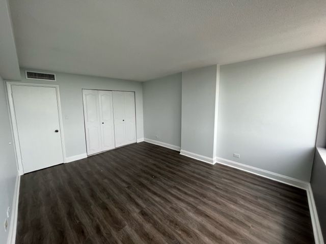 7234 W North Avenue 1109, Elmwood Park, IL 60707
