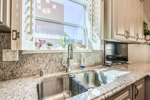 457 Emerald Bluff Drive, El Paso, TX 79928
