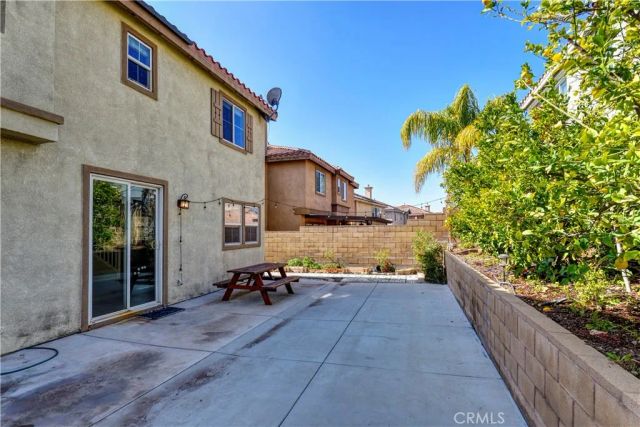 16442 El Revino Drive, Fontana, CA 92336
