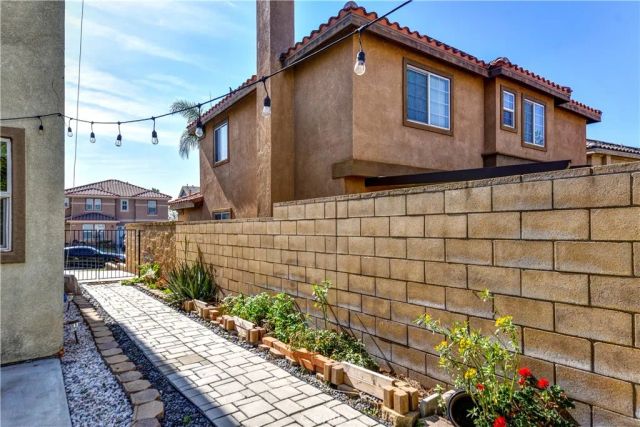 16442 El Revino Drive, Fontana, CA 92336