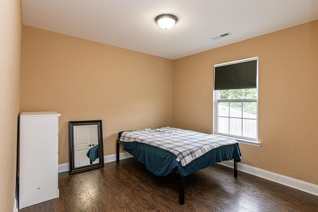 459 Titanium Drive, Hixson, TN 37343
