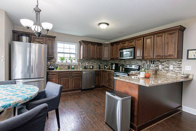 459 Titanium Drive, Hixson, TN 37343