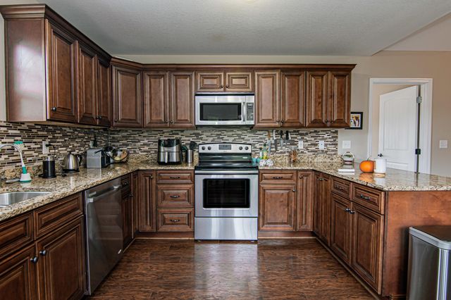459 Titanium Drive, Hixson, TN 37343