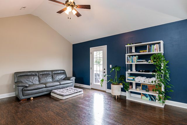 459 Titanium Drive, Hixson, TN 37343
