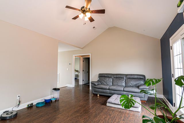 459 Titanium Drive, Hixson, TN 37343