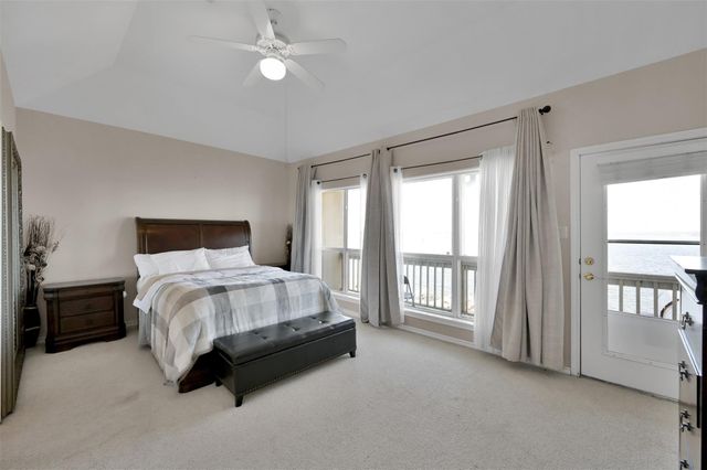 13 Regency Point, Conroe, TX 77356