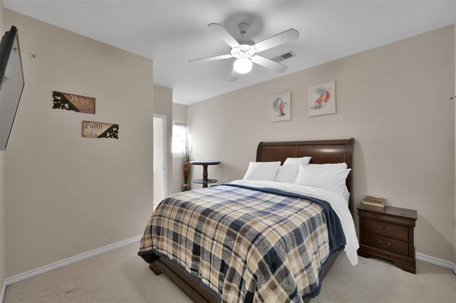 13 Regency Point, Conroe, TX 77356