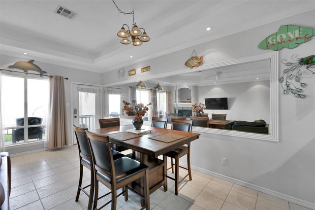 13 Regency Point, Conroe, TX 77356