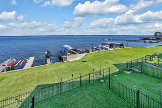 13 Regency Point, Conroe, TX 77356