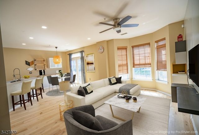 1012 Cunningham Ct 1012, Belleville Twp., NJ 07109