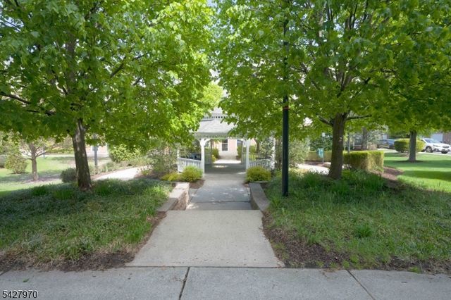 1012 Cunningham Ct 1012, Belleville Twp., NJ 07109