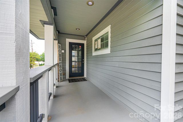233 Eastside Drive, Statesville, NC 28625