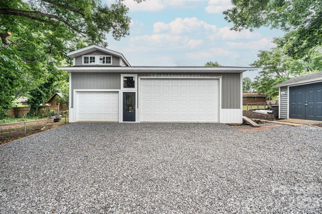 233 Eastside Drive, Statesville, NC 28625