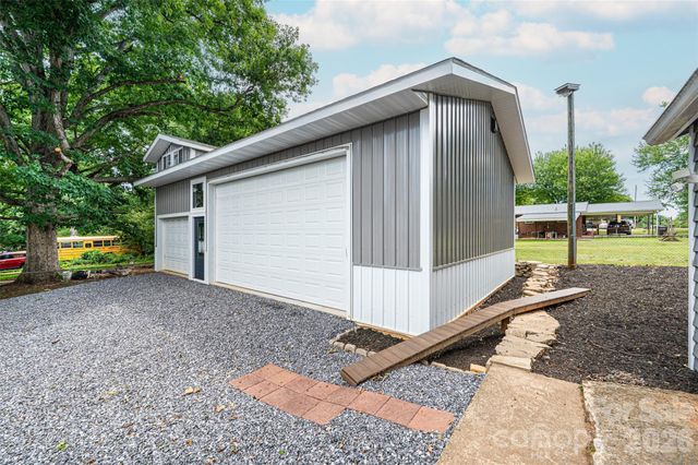 233 Eastside Drive, Statesville, NC 28625