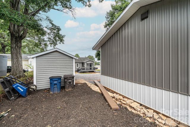 233 Eastside Drive, Statesville, NC 28625