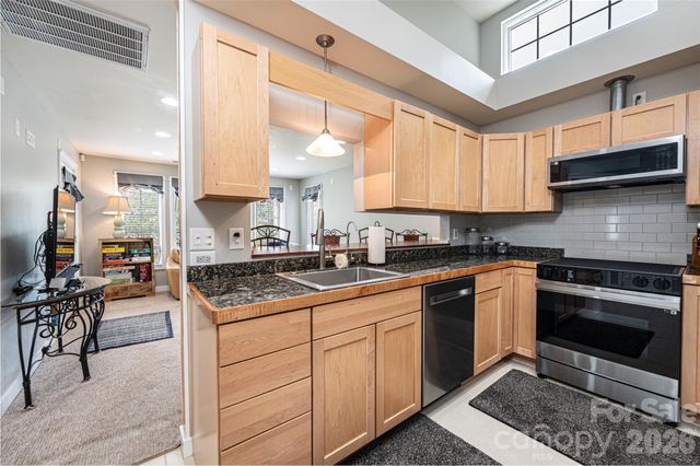 233 Eastside Drive, Statesville, NC 28625