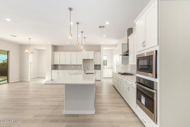 23997 N 172ND Avenue, Surprise, AZ 85387