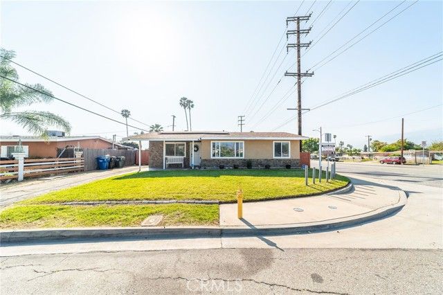 5527 N Fenimore Avenue, Azusa, CA 91702