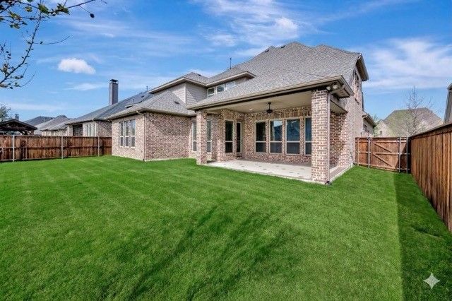 1052 Highpoint Way, Roanoke, TX 76262
