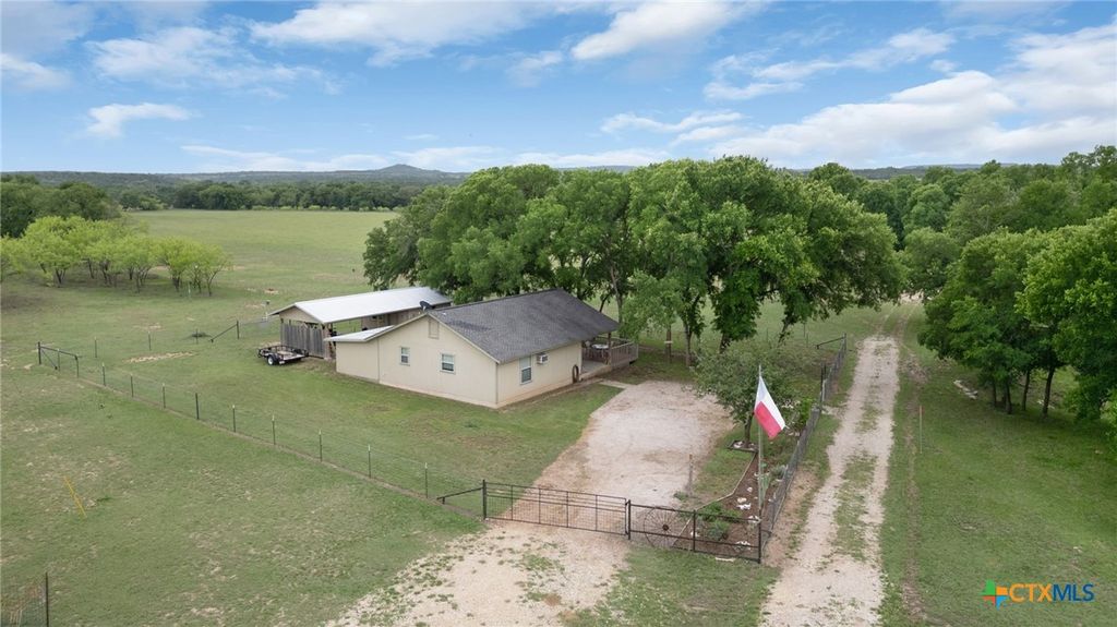 Image 1 of property listing at 11300 Fm 581, Lometa, TX 76853