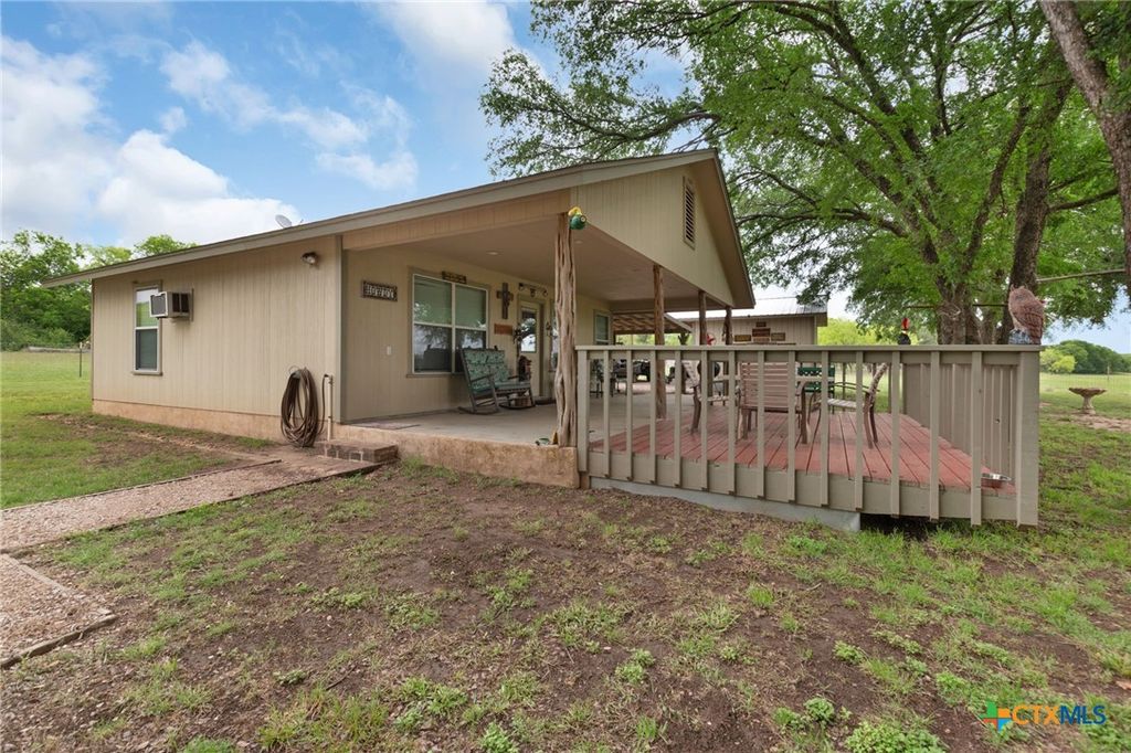 Image 2 of property listing at 11300 Fm 581, Lometa, TX 76853