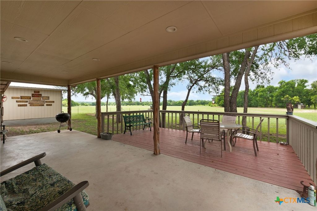 Image 3 of property listing at 11300 Fm 581, Lometa, TX 76853