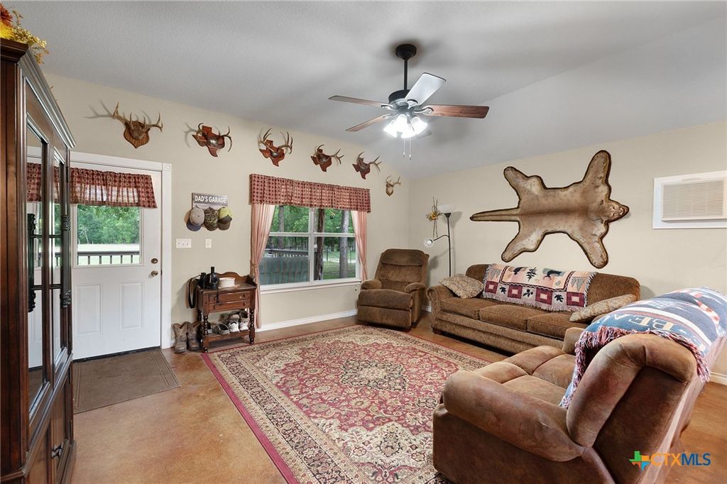 Image 5 of property listing at 11300 Fm 581, Lometa, TX 76853