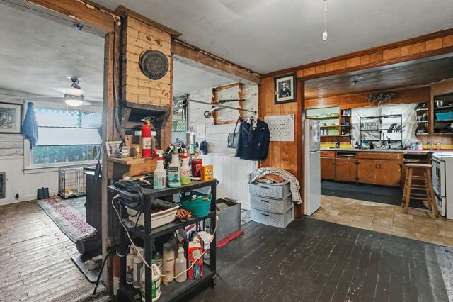 9105 Old Highway 52, Westmoreland, TN 37186