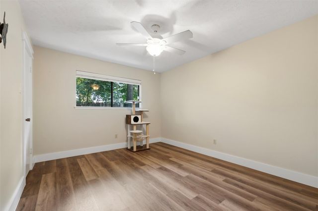 2218 Silver Falls Drive, Kingwood, TX 77339