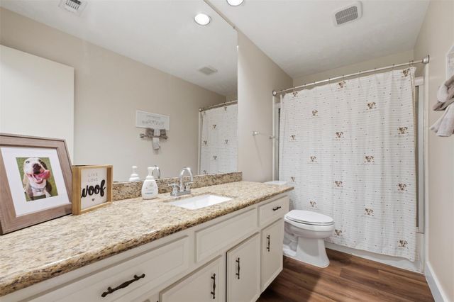 2218 Silver Falls Drive, Kingwood, TX 77339