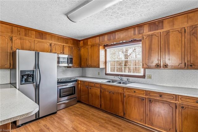 120 Mccoy Road, Reidsville, NC 27320