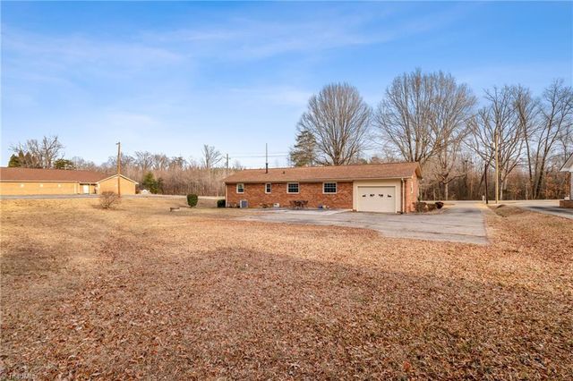 120 Mccoy Road, Reidsville, NC 27320