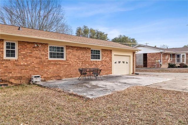 120 Mccoy Road, Reidsville, NC 27320