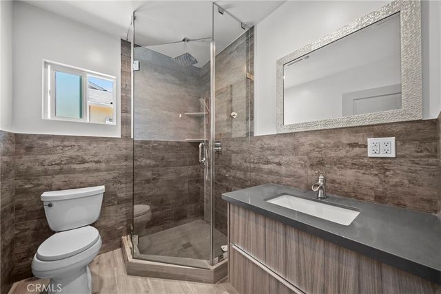 7720 Ensign Avenue, Sun Valley, CA 91352