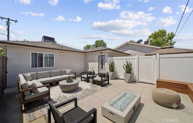 7720 Ensign Avenue, Sun Valley, CA 91352