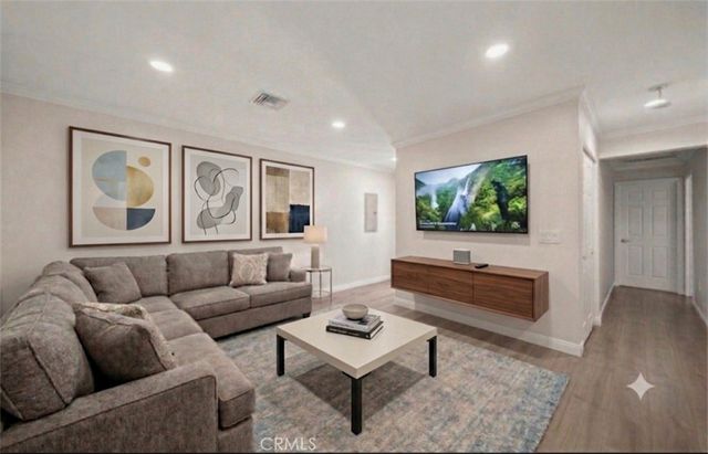 7720 Ensign Avenue, Sun Valley, CA 91352