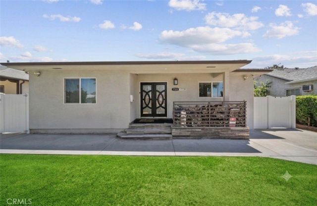 7720 Ensign Avenue, Sun Valley, CA 91352