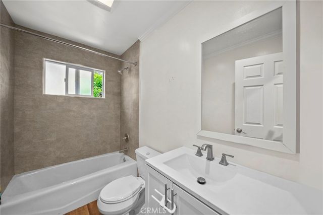 7720 Ensign Avenue, Sun Valley, CA 91352