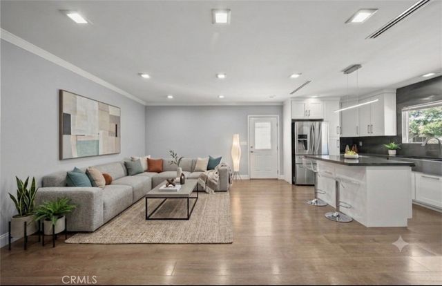 7720 Ensign Avenue, Sun Valley, CA 91352