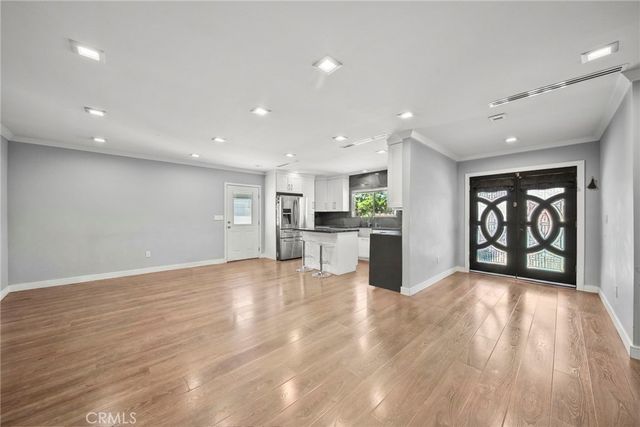 7720 Ensign Avenue, Sun Valley, CA 91352