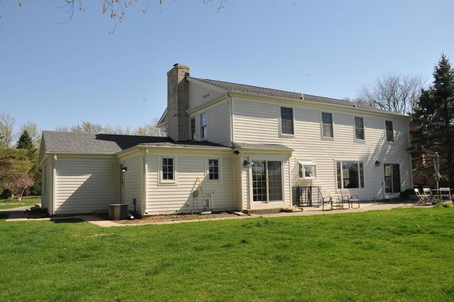 15200 Briaridge COURT, Elm Grove, WI 53122
