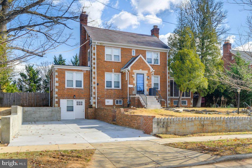 3405 LAUREL AVE, Landover, MD 20785
