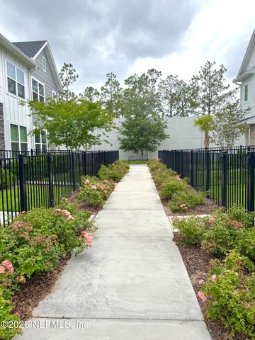 11103 DIFFUSION Court, Jacksonville, FL 32256