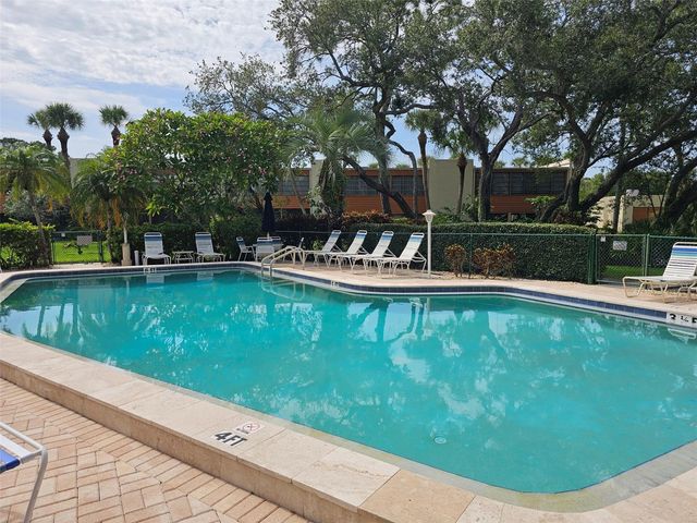 153 WILD PALM DRIVE 1610, Bradenton, FL 34210