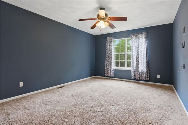 147 Canterbury RN, Newport News, VA 23602