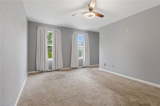 147 Canterbury RN, Newport News, VA 23602