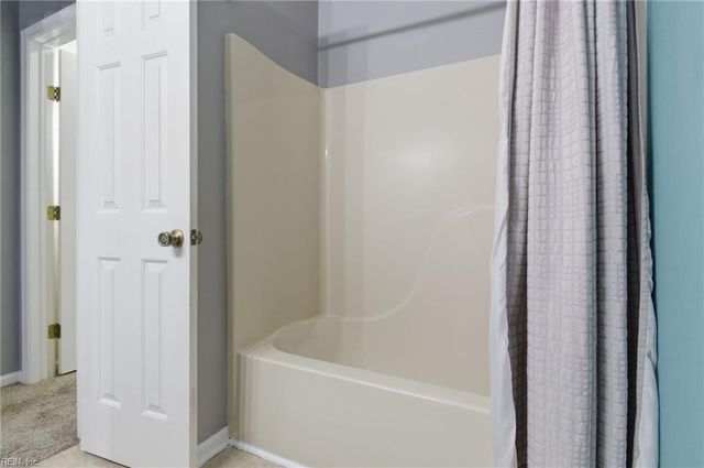 147 Canterbury RN, Newport News, VA 23602