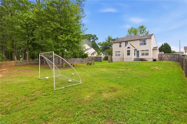 147 Canterbury RN, Newport News, VA 23602